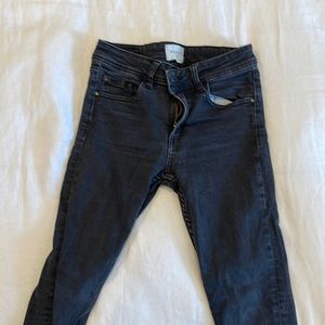 Sézane black skinny jeans size 25